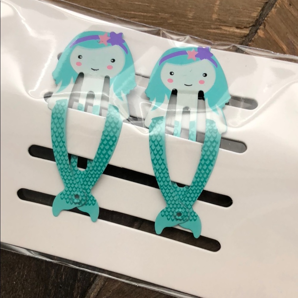 Mermaid 🧜🏻♀️ Hair Clips... - Picture 3 of 5